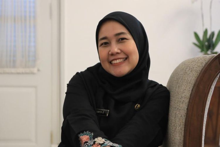Suka Duka WFH Jumat, ASN Cemas Dianggap Mangkir Kerja, Tuntutan harus selalu siaga memantau gawai, Kesadaran diri sebagai pengganti kehadiran fisik, Matangkan perencanaan kerja sejak H-1, Pahami karakter atasan untuk bekerja lebih tenang