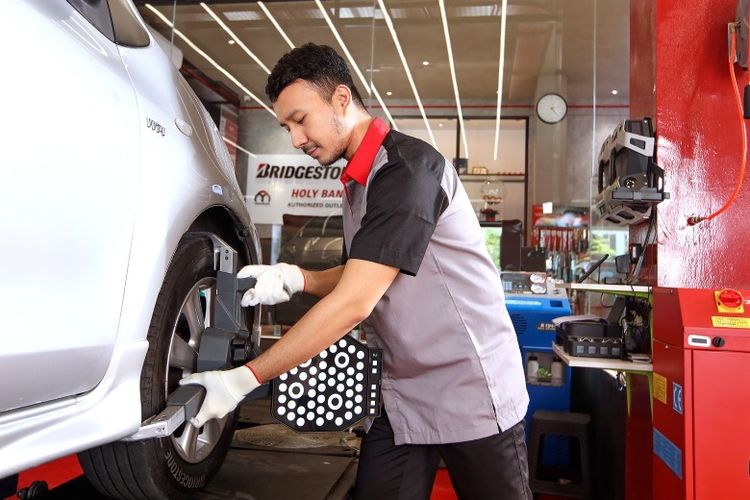 TOMO, Bridgestone, Manado, manado, tomo, Jangkau Timur Indonesia, Bridgestone Resmikan Jaringan Baru di Manado