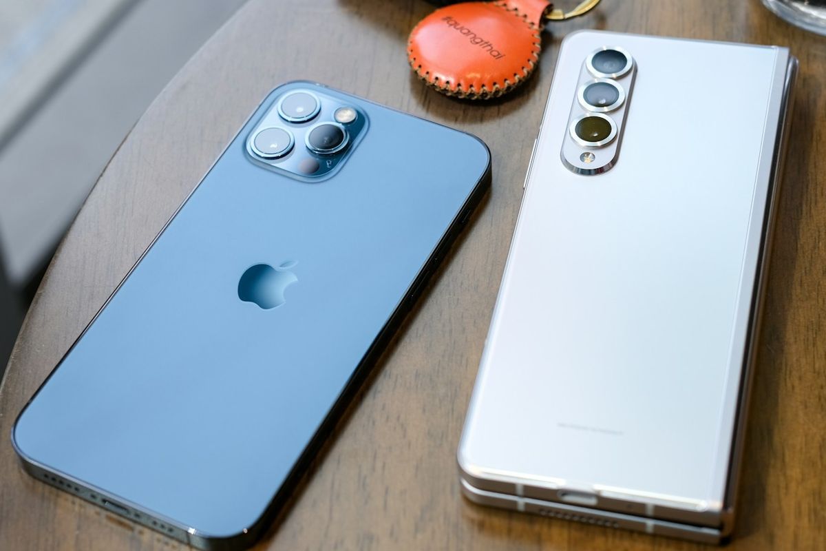 Apple, Samsung, Xiaomi, Vivo, Oppo, Pasar smartphone, Counterpoint, Riset Counterpoint: Ini 5 Besar Merek HP Dunia 2025