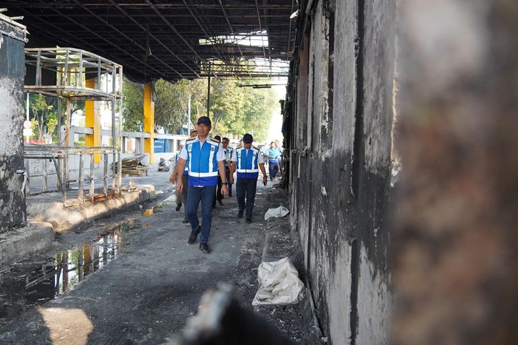 terbakar, demo, Jasa Marga, Cawang, rusak, gerbang tol, Semanggi, Tomang, Senayan, dalam kota, aksi massa, Update, Gerbang Tol Senayan dan Semanggi 1 Kembali Beroperasi