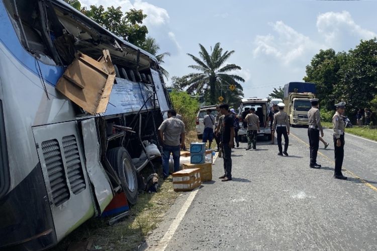 Kronologi dan Identitas Korban Kecelakaan Bus PMH di Pelalawan Riau, Nyalip di Marka Utuh