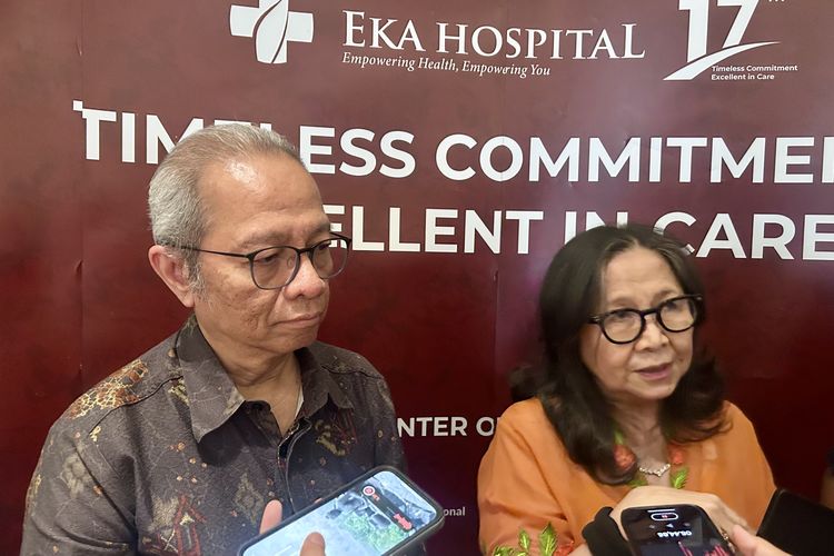skrining kanker, Jangan Tunggu Gejala Muncul, Lakukan Skrining Kanker Sejak Dini, Tidak semua kanker mudah dikenali dari gejala, Kanker tertentu memiliki tanda yang lebih mudah dikenali, Waspadai gejala lain yang sering dianggap penyakit biasa, Pemeriksaan dilakukan dengan alat medis khusus, Screening kanker disarankan dilakukan rutin