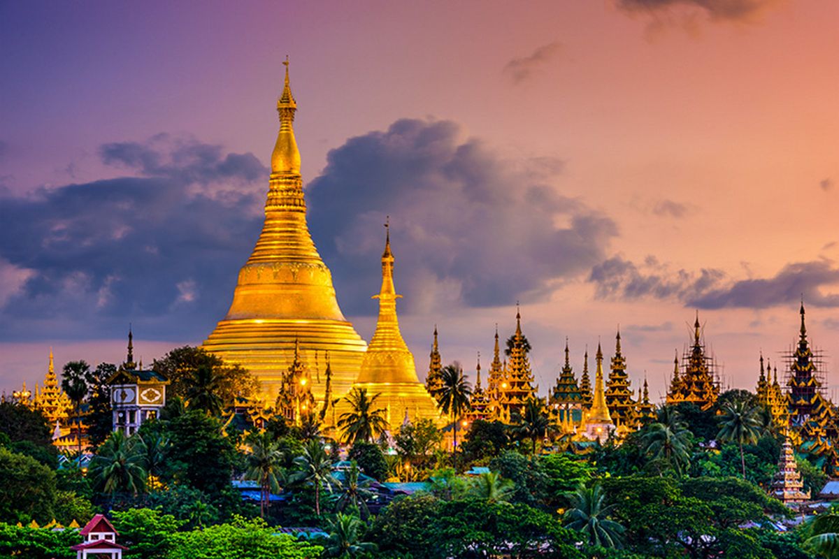 Myanmar, thailand, myanmar, bangunan emas, bangunan emas di dunia, 7 Bangunan Bersejarah Ini Berlapis Emas, Bisa 'Tekor' kalau Dibangun Sekarang, 1. Pagoda Shwedagon, 2. Paviliun Emas, Kyoto, 3. Golden Buddha, 4. Golden Temple India, 5. Pagoda Kyaiktiyo, 6. Grand Palace, 7. Kuil Sri Padmanabhaswamy