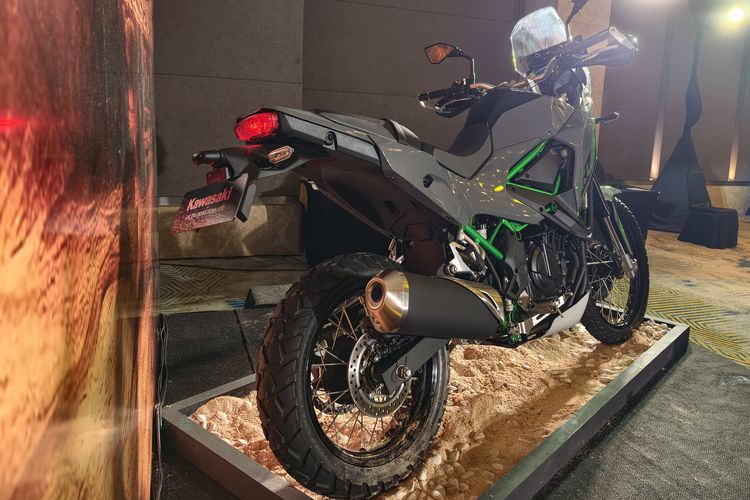 Kawasaki KLE 500 Vs Morbidelli T502X, Motor Adventure Jepang dan China
