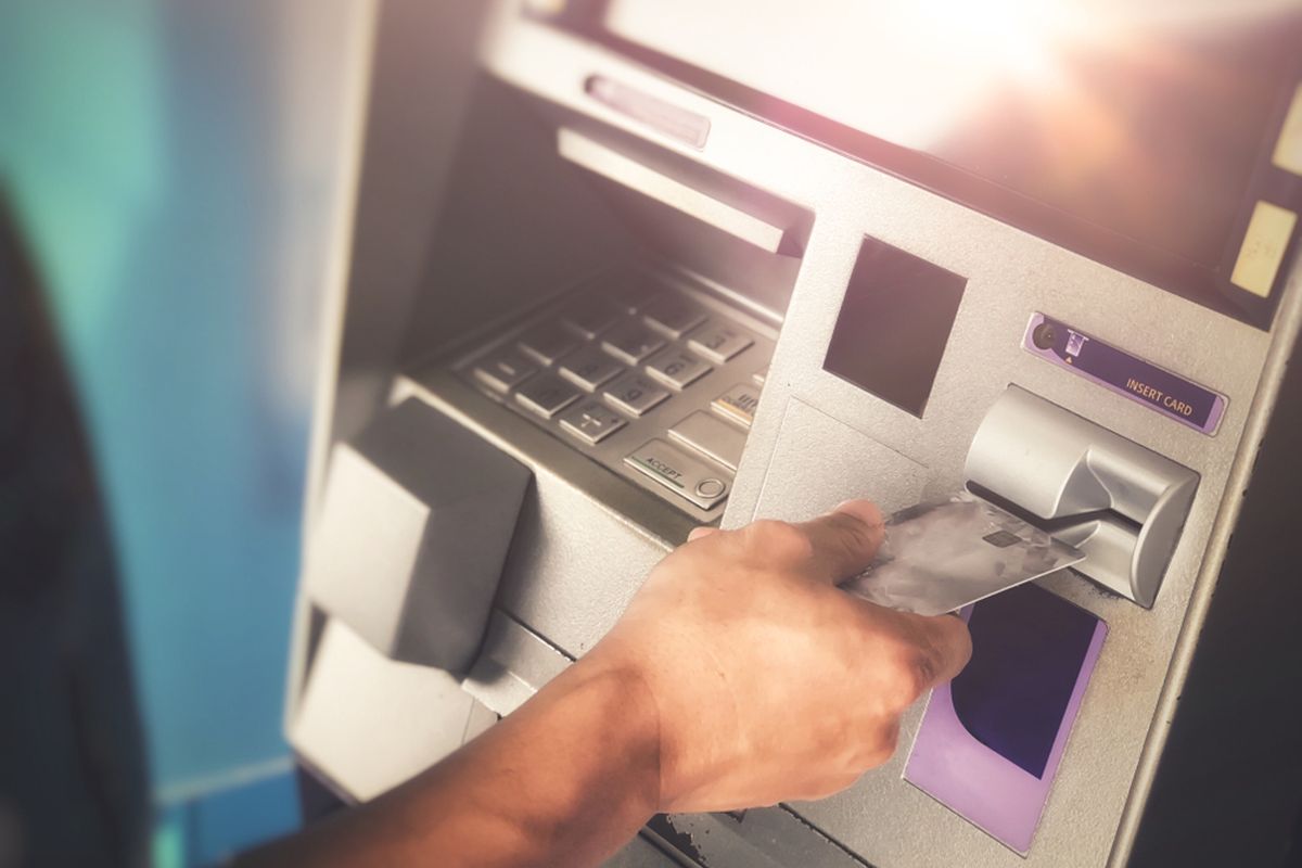tukar uang, Mandiri, Semarang, Lokasi ATM Pecahan Rp 10.000 dan Rp 20.000 di Semarang untuk THR Anak-anak, Bank Mandiri, Bank Centrak Asia (BCA), Bank Negara Indonesia (BNI), Bank Danamon, Bank Syariah Indonesia (BSI)