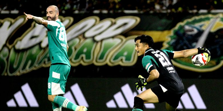 Ernando Ari, Persebaya Surabaya, Super League, Persebaya, Borneo FC, Arema FC, Momen Spesial Ernando Ari di Persebaya, Tepisan Penalti Lawan Arema Paling Berkesan