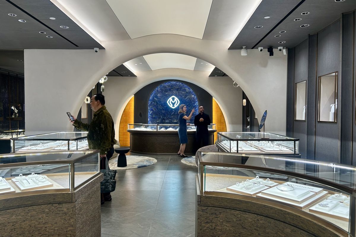 MONDIAL, MONDIAL Plaza Indonesia, MONDIAL Hadirkan Wajah Baru Butik Plaza Indonesia, Usung Interior Artistik dengan Lapis Lazuli