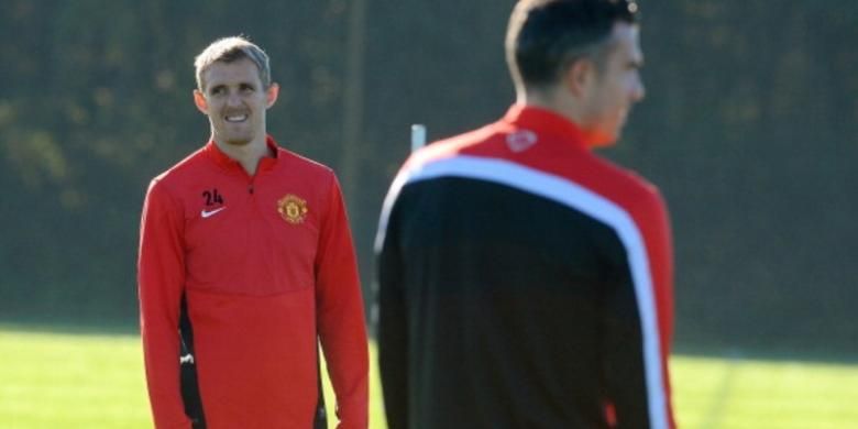 Darren Fletcher, Man United, Premier League, Alex Ferguson, Manchester United, Darren Fletcher Dapat Restu dari Alex Ferguson Latih Man United, Debut Fletcher di Premier League, Filosofi Pembinaan dari Tim U18, Identitas Klub dan Tekanan Besar, Jejak Panjang Bersama Manchester United