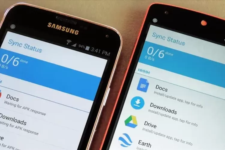 10 Hal Tersembunyi Ini Bikin Baterai Ponsel Boros, Coba Cek, 1. Auto update aplikasi, 2. Sinkronisasi data (sync), 3. Aplikasi cloud, 4. Helper tools, 5. Aplikasi pesan dan email, 6. Search indexing, 7. Backup otomatis, 8. Pemindaian keamanan, 9. Add-on dan browser helper, 10. Layanan media