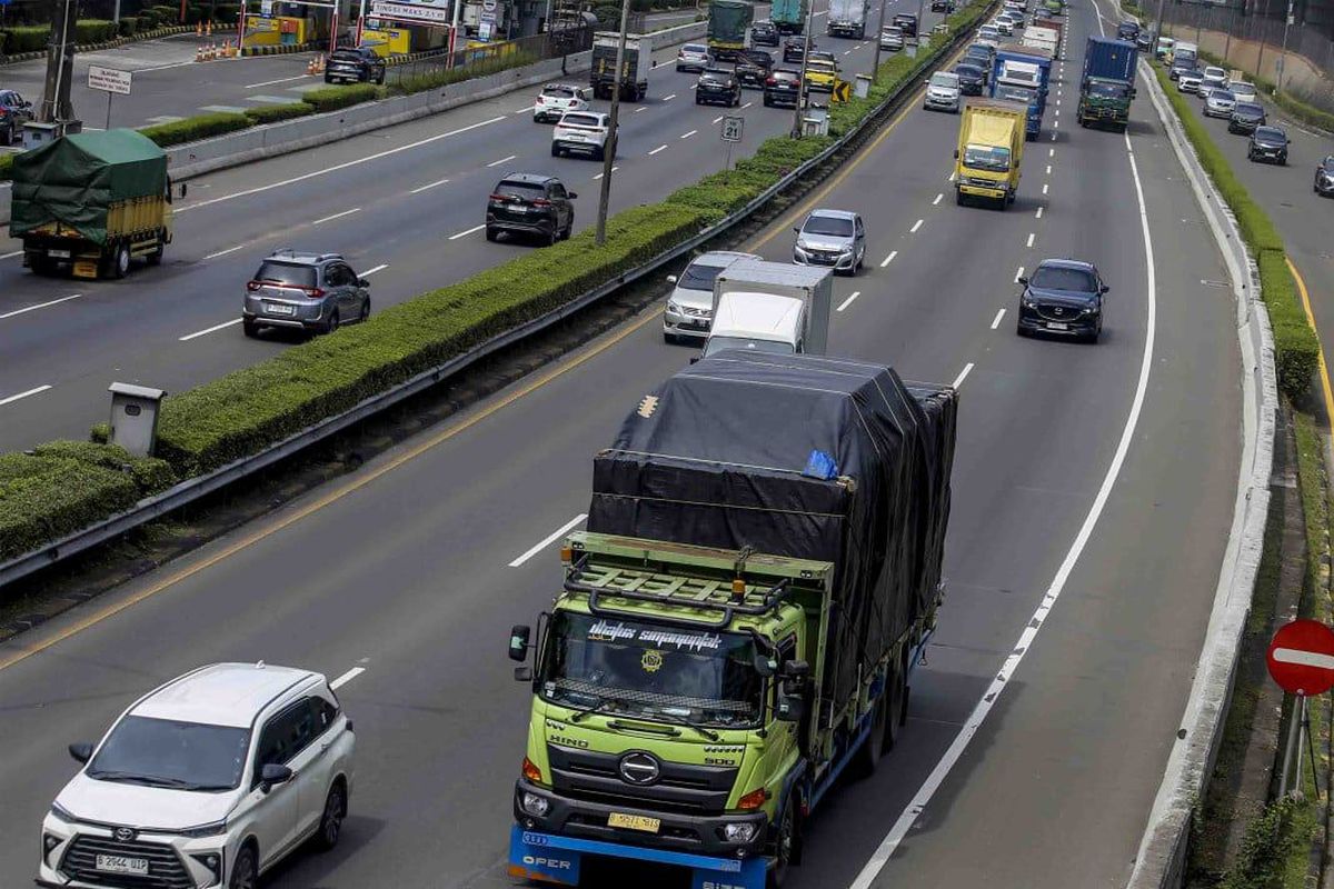 pembatasan angkutan barang, Lebaran, Pembatasan Operasional Truk Lebaran 2026 di Semarang: Ini Rute yang Terdampak