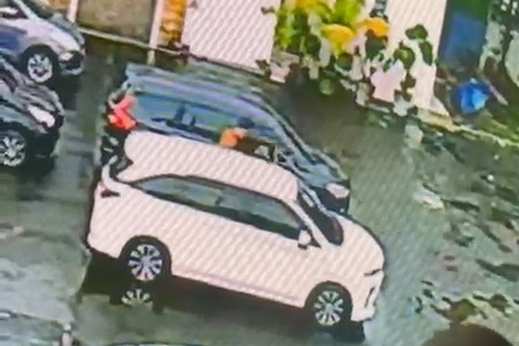 Jakarta, Kacab bank BUMN diculik, Kacab bank BUMN dibunuh, Kacab Bank BUMN, 4 Orang Akui Culik dan Bunuh Kacab Bank BUMN, Polisi Masih Buru Dalang, Kacab Bank BUMN Diculik Usai Rapat, MIP Ditemukan Tewas di Sawah, Rekaman CCTV Ungkap Detik-detik Penculikan Kacab Bank, Polisi Masih Buru Pelaku Lain