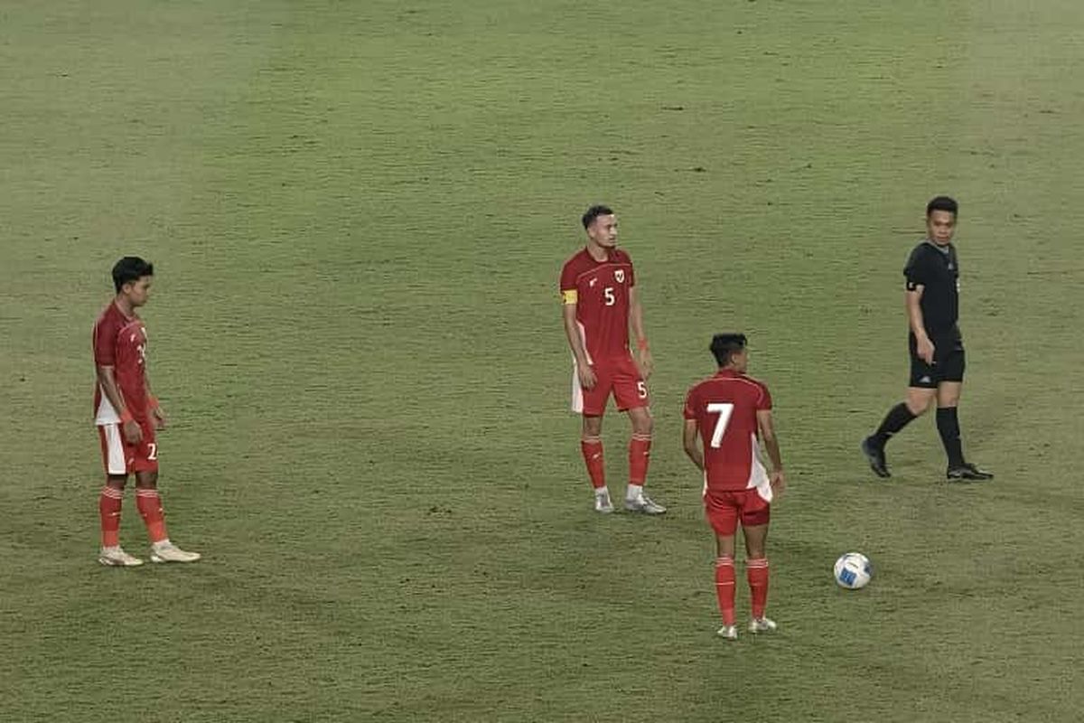Ivar Jenner, Timnas Indonesia, Timnas U22 Indonesia, SEA Games 2025, ivar jenner, Timnas U22 Indonesia vs Mali, Jawaban Ivar Jenner Saat Ditanya Apakah Akan Bermain di SEA Games 2025