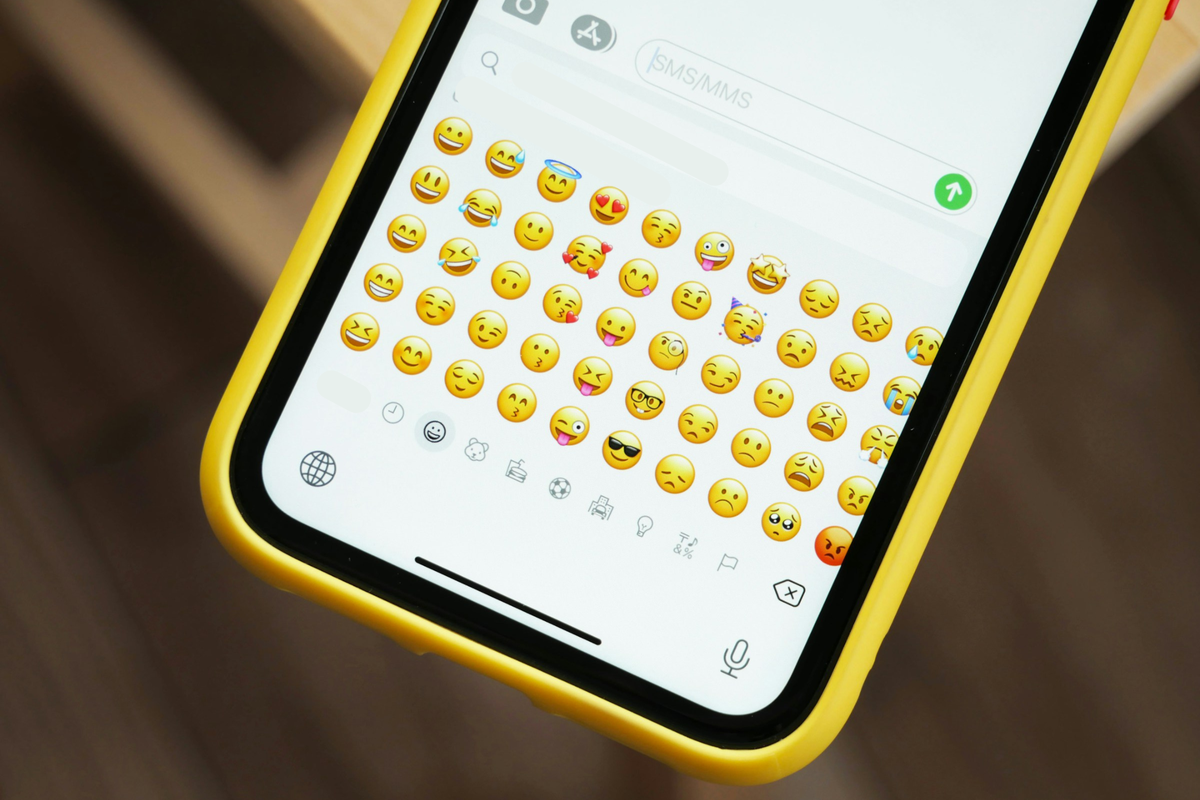 Emoji, emoji, arti emoji, sejarah emoji, apa itu emoji, Asal Usul Emoji, Berawal dari Ide Sederhana yang Jadi 
