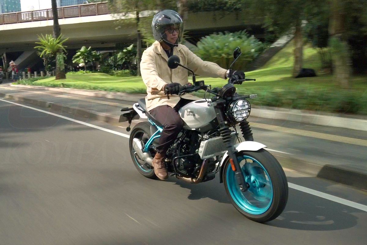 Royal Enfield, Guerrilla 450, spesifikasi, motor naked, Ulasan Lengkap Spesifikasi Royal Enfield Guerrilla 450