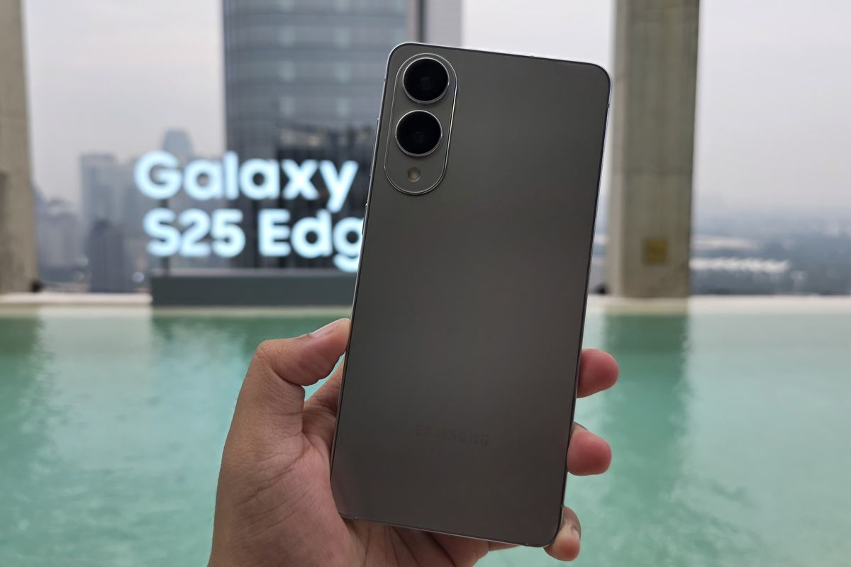 Samsung, Galaxy S25 Edge, smartphone, hands-on, Samsung S25 Edge, samsung s25 edge, review samsung s25 edge, Samsung Galaxy S25 Edge Versi Indonesia, Tonton Hands-on Videonya di Sini