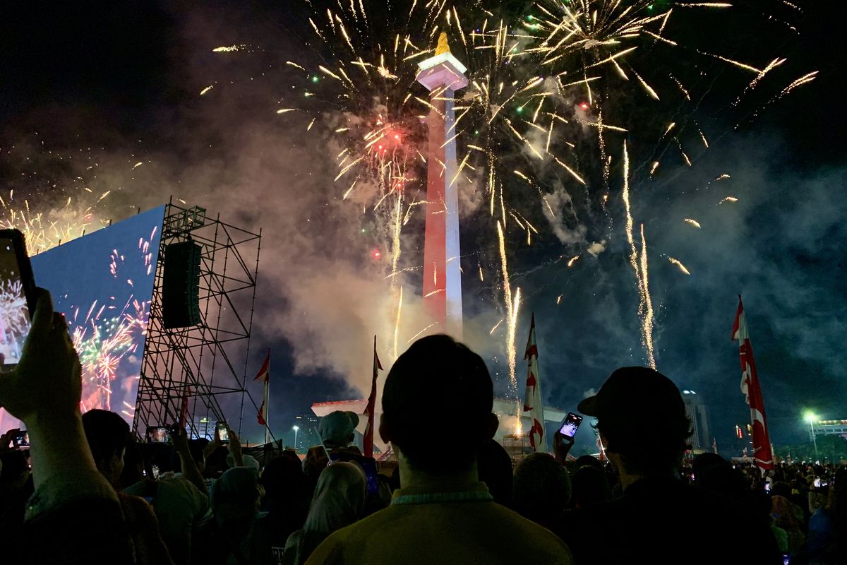 Karnaval Kemerdekaan, hut ri 80, karnaval kemerdekaan di monas, kendaraan hias di karnaval kemerdekaan, monas hut ri 2025, Momen-momen Meriahnya Karnaval Kemerdekaan di Monas, Pertama Digelar Saat HUT RI