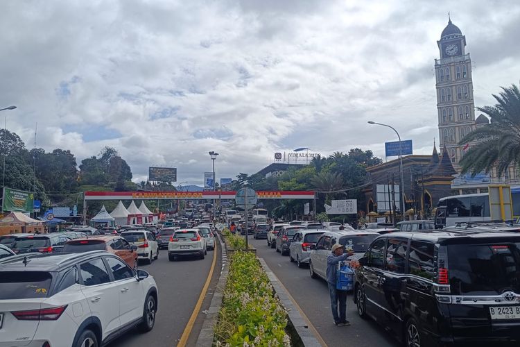 libur Nataru, Lebih dari 900.000 Kendaraan Melintasi Jalur Puncak Bogor Saat Nataru