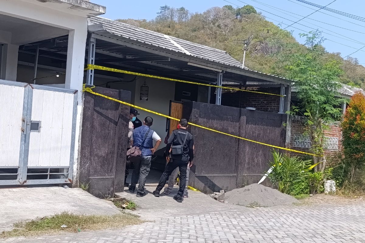 Lombok, Lombok Barat, mayat dicor, Pembunuhan di Lombok barat, mayat perempuan dicor, pembunuhan di lombok, mayat perempuan dicor di lombok, mayat dicor di Lombok barat, mayat perempuan dicor di Lombok barat, Hilang 13 Hari, Wanita di Lombok Barat Ditemukan Dicor di Sumur oleh Kekasihnya
