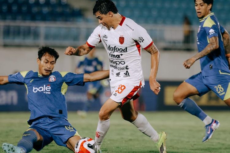 Bhayangkara FC, Arema FC, Paul Munster, Link Live Streaming Bhayangkara FC Vs Arema FC di Super League 2025-2026, Bhayangkara FC Harapkan Dukungan Suporter, Arema FC Bertekad Bangkit, Prediksi Susunan Pemain Bhayangkara FC Vs Arema FC, Link Live Streaming Bhayangkara FC Vs Arema FC