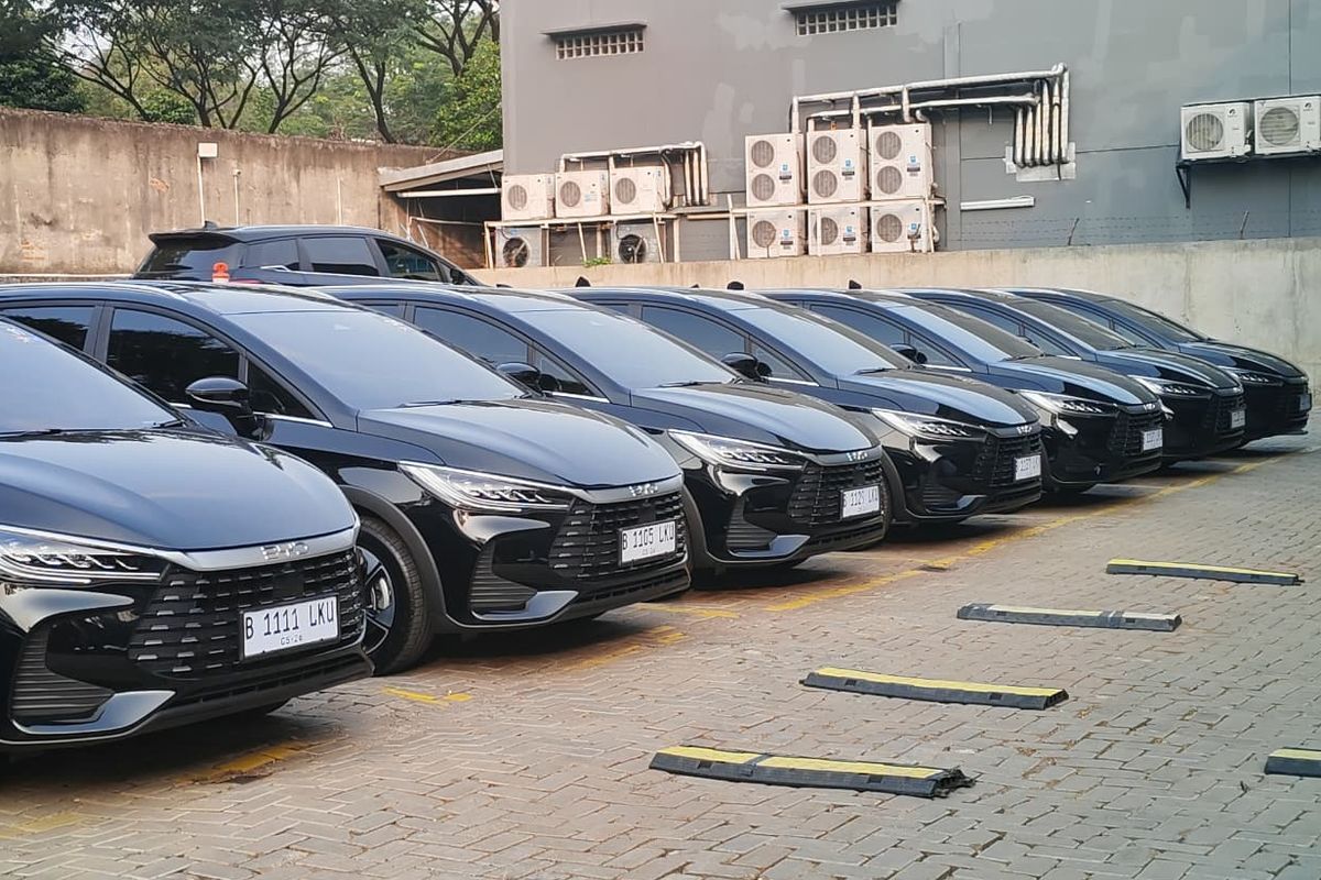 BYD M6, M6 DM, Kapan BYD M6 DM Mulai Dikirim ke Konsumen?