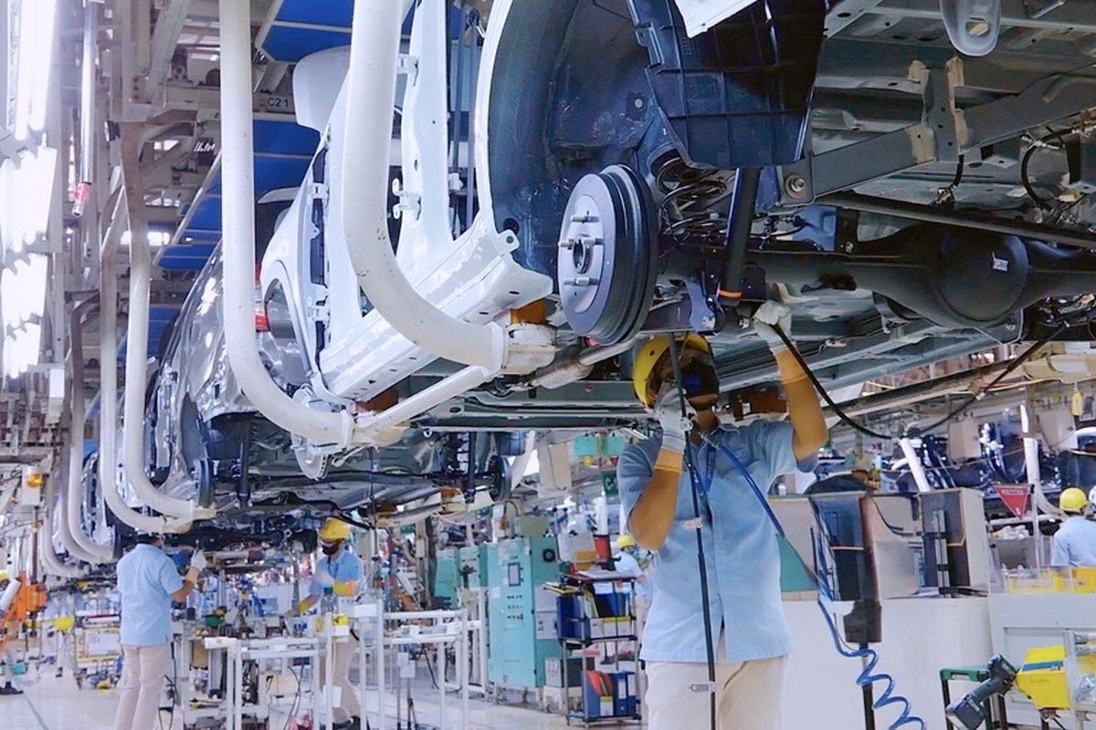 produksi, mobil, Daihatsu, komunitas, pabrik, Komunitas, Daihatsu Ajak Komunitas Intip Dapur Produksi di Pabrik Karawang