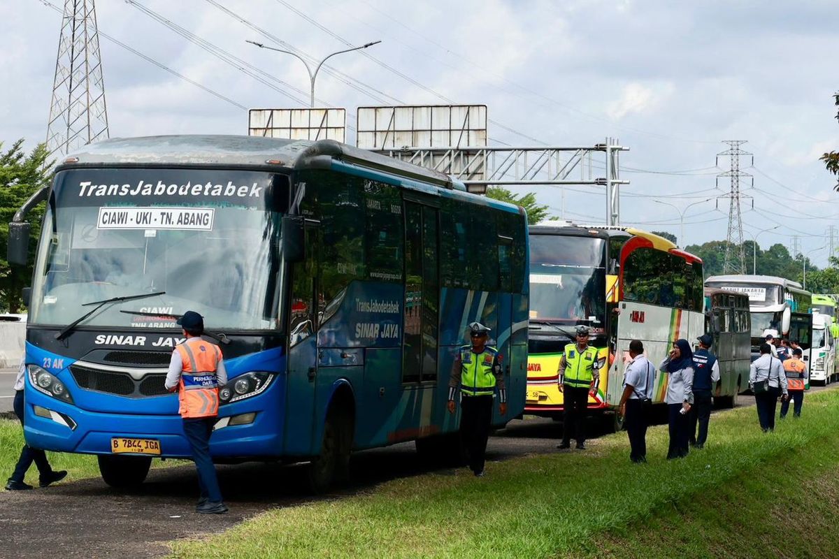 inspeksi keselamatan, Nataru, AKAP, AKDP, Kemenhub, Hasil Inspeksi, Kemenhub Temukan Ribuan Angkutan Orang Langgar Aturan