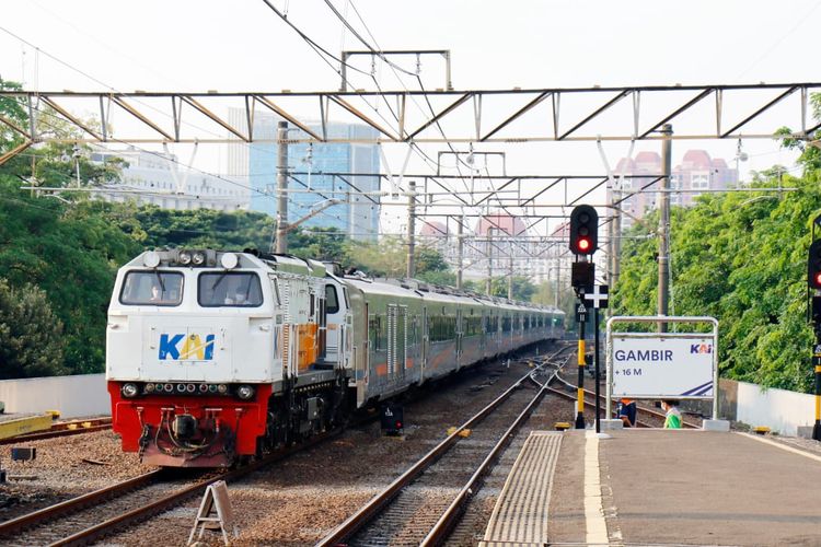 PT KAI, PT PLN, Diskon Tiket KAI, DAMRI, diskon listrik PLN, HUT ke-80 RI, promo HUT ke-80 RI, diskon HUT Ke-80 RI, 3 Promo HUT Ke-80 RI dari Pemerintah, Ada Diskon Listrik PLN, Tiket Kereta Api, hingga Tiket DAMRI
