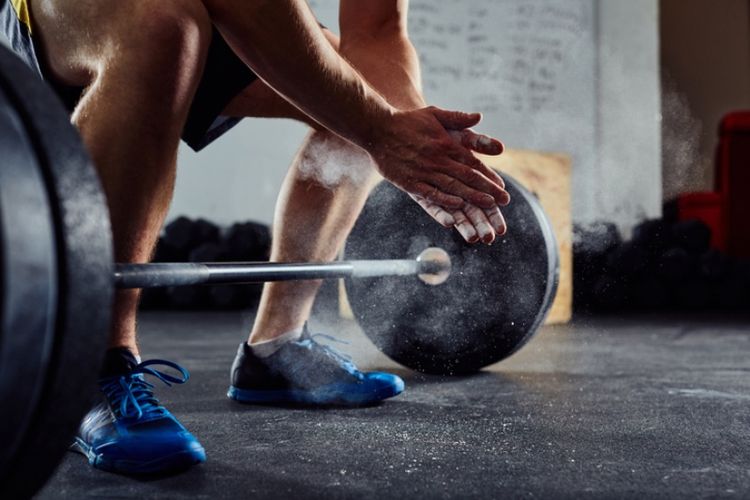 kardio, angkat beban, HIIT, kardio atau angkat beban, angkat beban atau kardio dulu, angkat beban atau kardio, bagus mana angkat beban atau kardio, angkat beban tanpa kardio, angkat beban lalu kardio, angkat beban sebelum kardio, mending angkat beban dulu atau kardio dulu, kardio atau angkat beban dulu, kardio atau angkat beban terlebih dahulu, bagus kardio atau angkat beban, Kardio atau Angkat Beban, Mana yang Lebih Dulu Dilakukan? Ini Kata Pakar, Kardio atau angkat beban duluan?, Kardio bisa dikombinasi dengan latihan kekuatan, Latihan untuk half marathon, Berapa banyak kardio dan latihan kekuatan yang diperlukan?, Hindari melakukan kardio dan latihan kekuatan dalam satu waktu, Tak perlu gunakan kardio sebagai pemanasan