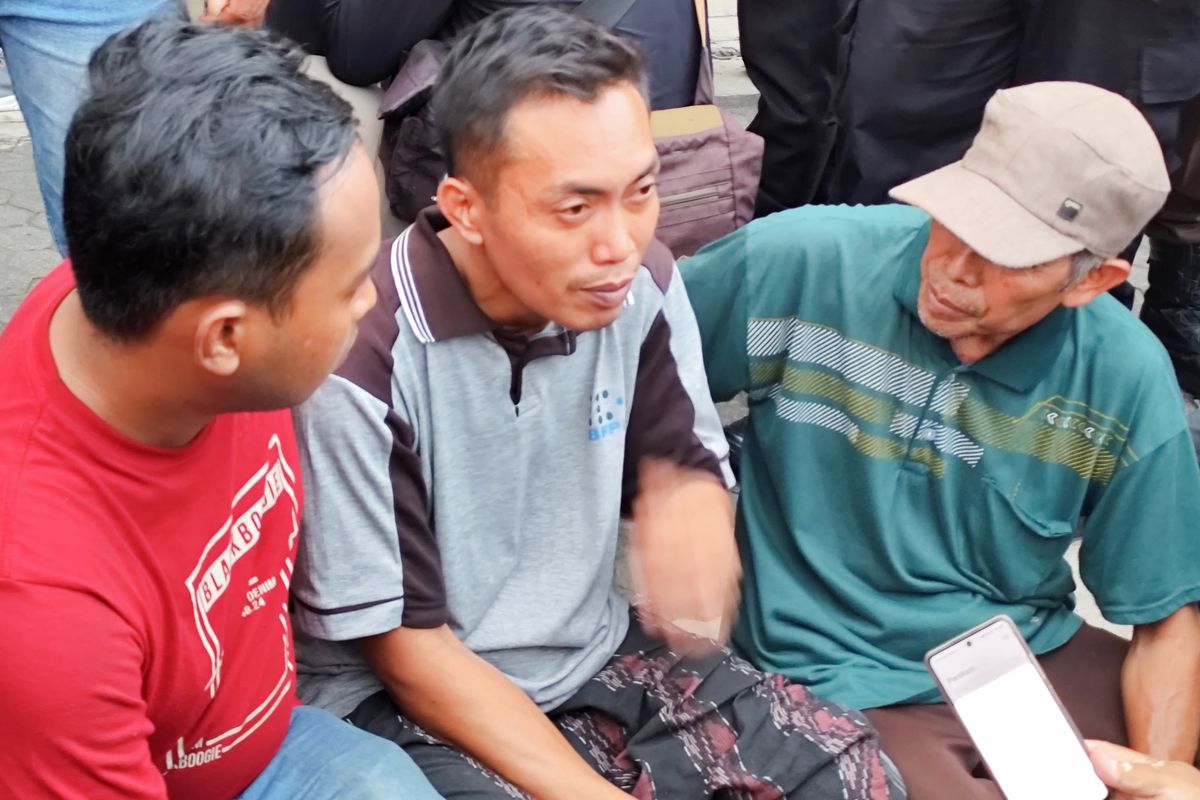 BANYUWANGI, KMP Tunu Pratama Jaya, Pelabuhan Ketapang, Banyuwangi, KMP Tunu Pratama, Pelabuhan ketapang banyuwangi, KMP Tunu Pratama Jaya Tenggelam, Korban KMP Tunu Pratama Jaya tenggelam, korban KMP tunu pratama, KMP tunu pratama, Selamat KMP Tunu Pratama Jaya, Suyip: Air Masuk, Kapal Terbalik, Saya Berenang Sekuatnya