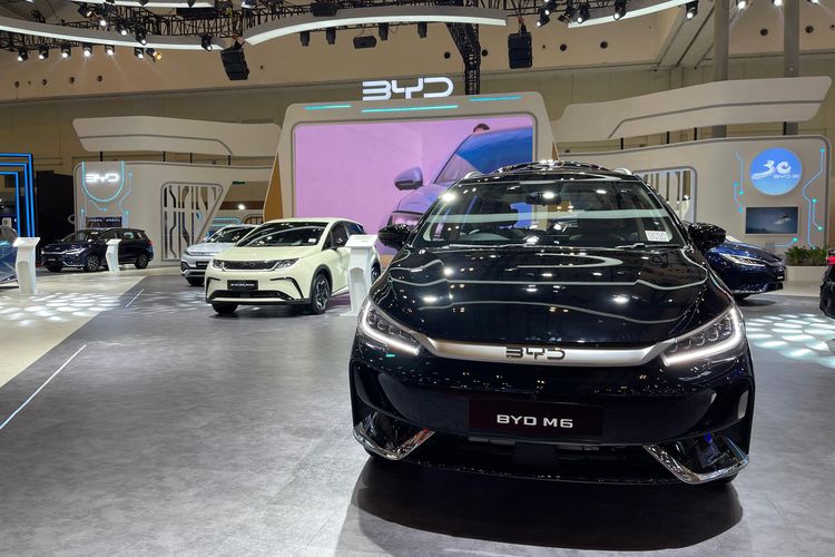 hybrid, Mobil Hybrid, kendaraan elektrifikasi, BYD Indonesia, Wacana BYD Bawa Mobil Hybrid ke Indonesia