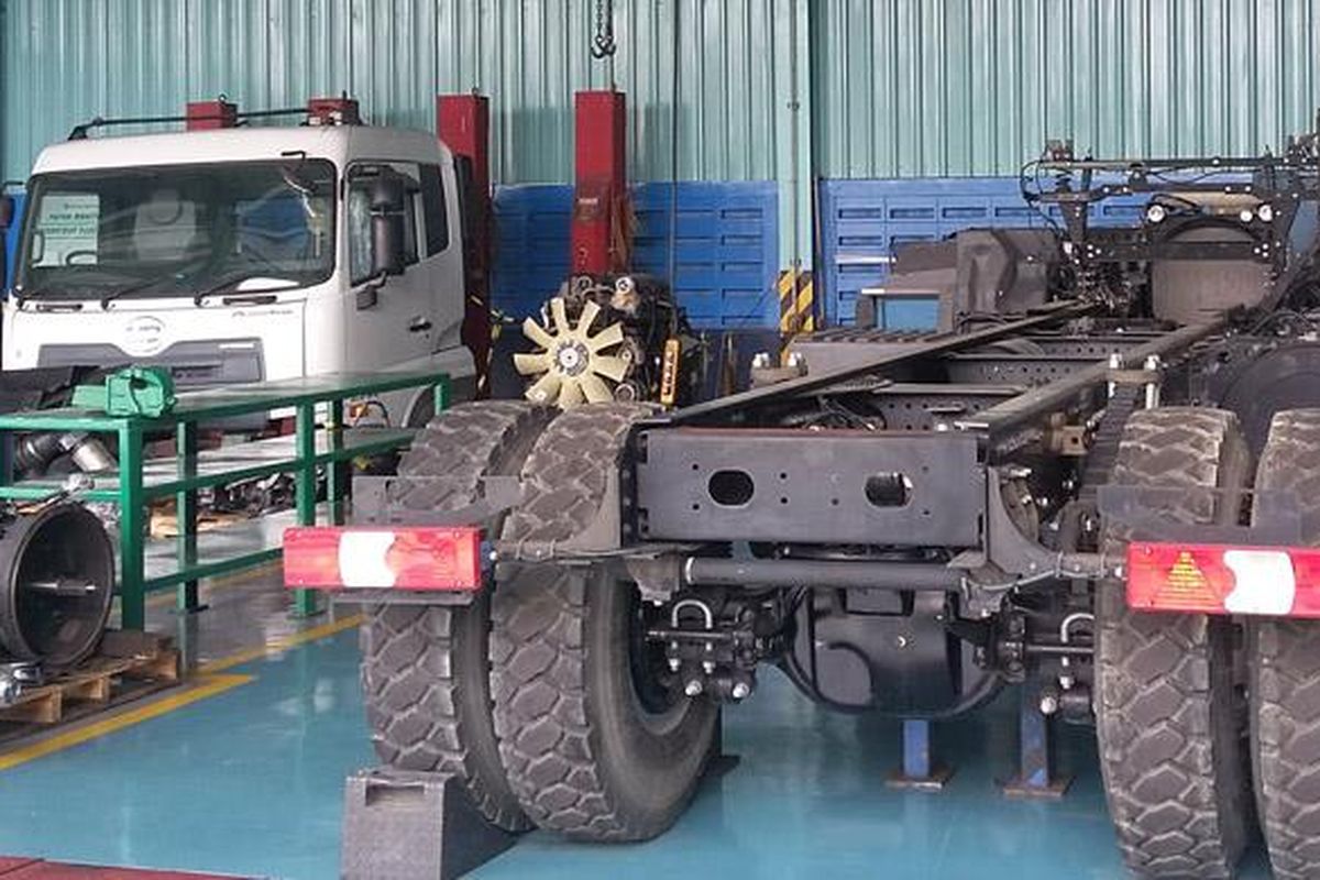 kendaraan bermotor, impor, Kemenperin, Kemenperin Siap Ketatkan Aturan Impor Truk China ke Indonesia