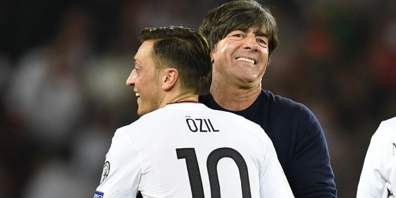 Joachim Loew, Ghana, Otto Addo, Mantan Pelatih Jerman Buka Peluang Turun Gunung di Piala Dunia 2026