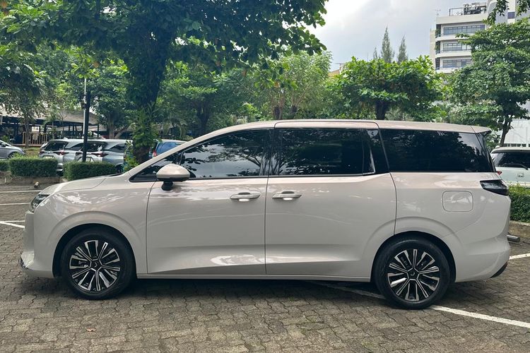 kendaraan listrik, MPV listrik, Wuling, Wuling Motors, biaya servis, Cortez Darion EV, mobil listrik, biaya perawatan, Hitung Biaya Perawatan Wuling Cortez Darion EV Sampai 100.000 Km