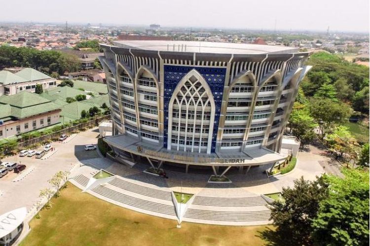 kampus swasta terbaik, perguruan tinggi swasta, kampus swasta terbaik di yogyakarta, qs asia university rankings 2025, kampus swasta terbaik di jawa tengah, kampus swasta terbaik di jogja 2025, kampus swasta terbaik di jawa tengah 2025, kampus swsta, 10 Kampus Swasta Terbaik di Yogyakarta dan Jateng Versi QS AUR 2025, Ini Profilnya, 1. Universitas Islam Indonesia, 2. Universitas Muhammadiyah Yogyakarta, 3. Universitas Atma Jaya Yogyakarta, 4. Universitas Muhammadiyah Surakarta, 5. Universitas Ahmad Dahlan, 6. Universitas Sanata Dharma, 7. Universitas Kristen Satya Wacana, 8. Universitas Katolik Soegijapranata, 9. Universitas Dian Nuswantoro, 10. Universitas Islam Sultan Agung