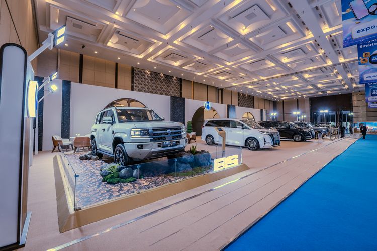 Denza, Denza D9, Denza B5, BYD Motor Indonesia, BCA Expoversary 2026, Absen di IIMS 2026, Denza B5 Mejeng di BCA Expoversary 2026