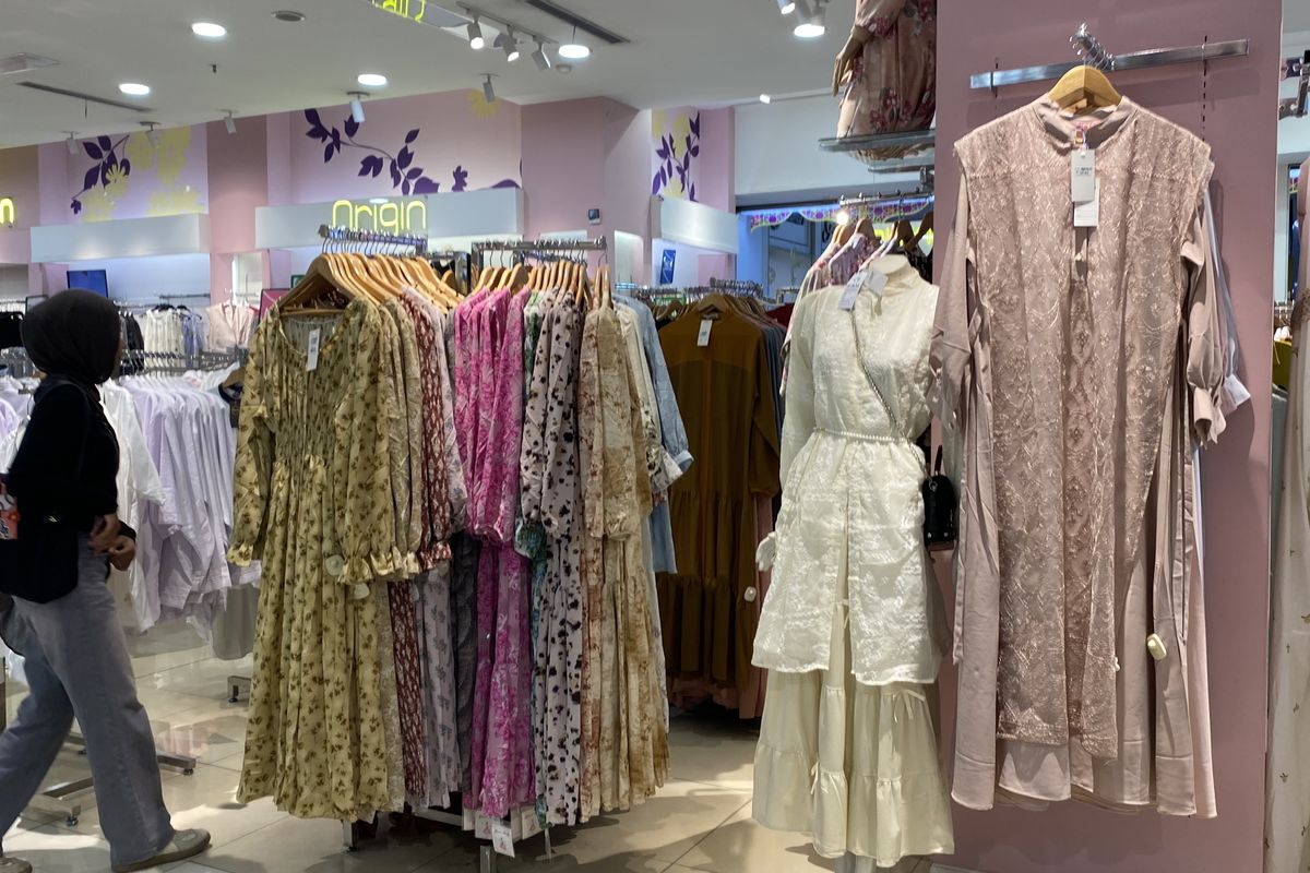Andy Sugix, Shimmer dan Katbol Ditinggalkan, Quiet Luxury Jadi Arah Baru Fesyen Lebaran 2026