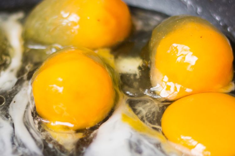 telur, putih telur, nutrisi, Lebih Sehat Mana Putih Telur Saja atau Telur Utuh? Simak Kebenarannya