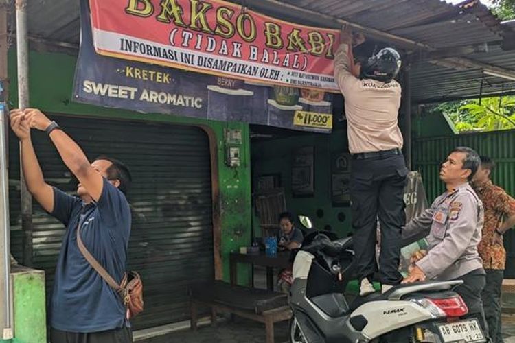 Bantul, daging babi, non-halal, bakso babi, warung bakso babi bantul, warung bakso babi, Pemilik Warung Bakso Babi di Bantul Usai Viral: Sekarang Susah