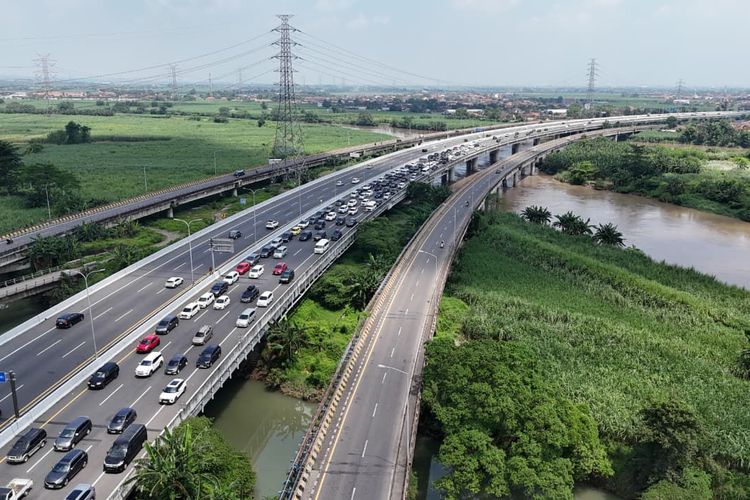 angka kecelakaan, arus mudik, kecelakaan lalu lintas, jumlah kecelakaan, Angka Kecelakaan Saat Mudik Lebaran Diklaim Turun 30 Persen