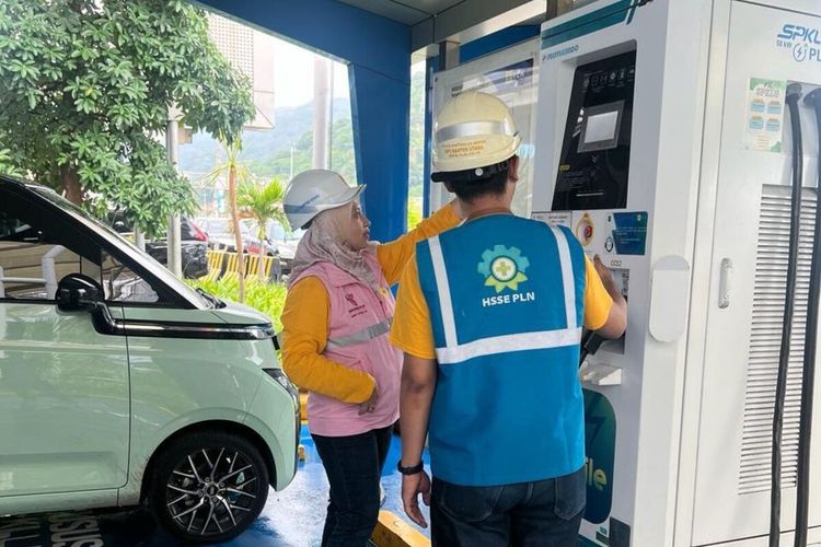 mobil listrik, kendaraan listrik, Kementerian ESDM, Charging Station, SPKLU, Kementerian ESDM Imbau Jangan Bangun SPKLU di Basemen