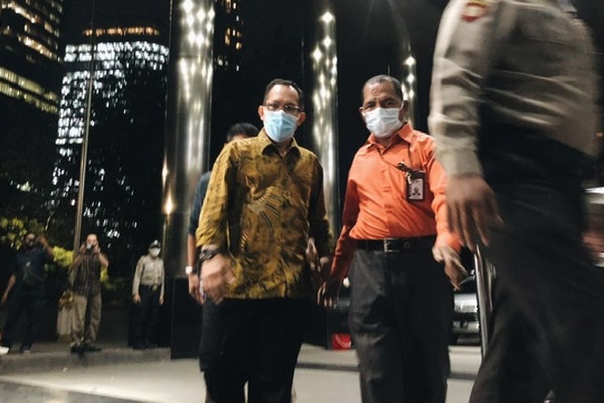 Mahkamah Agung, terpidana korupsi, Hakim PN Surabaya  terima suap, hakim pn surabaya, Itong Isnaeni, Eks Hakim Terpidana Korupsi Itong Isnaeni Tercatat ASN PN Surabaya, Begini Penjelasan MA