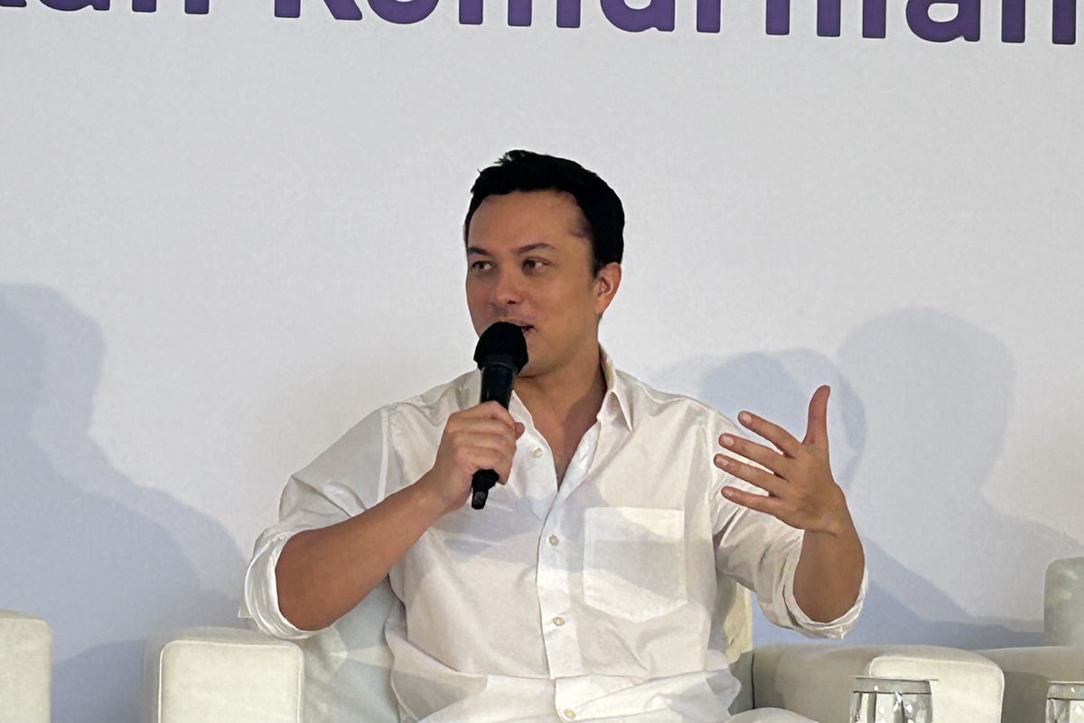 kesehatan mental, Nicholas Saputra, mindful, cara menjaga kesehatan fisik dan mental, cara Nicholas Saputra menjaga kesehatan fisik dan mental, puasa gadget, hidup nicholas saputra, tips nicholas saputra, nicholas saputra umur, Cara Nicholas Saputra Jaga Kesehatan Mental dan Tubuh, Puasa Gadget, 1. Tidur cukup setiap hari, 2. Jaga asupan makanan dan minuman, 3. Coba puasa gadget, 4. Hindari gadget pada waktu tidak produktif
