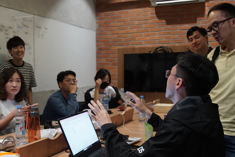 Ekonomi Kreatif, industri digital, talenta muda, Garena, anak muda, Cara Garena Indonesia Cetak Kreator Gim Masa Depan lewat Ajang Garena Game Jam 3