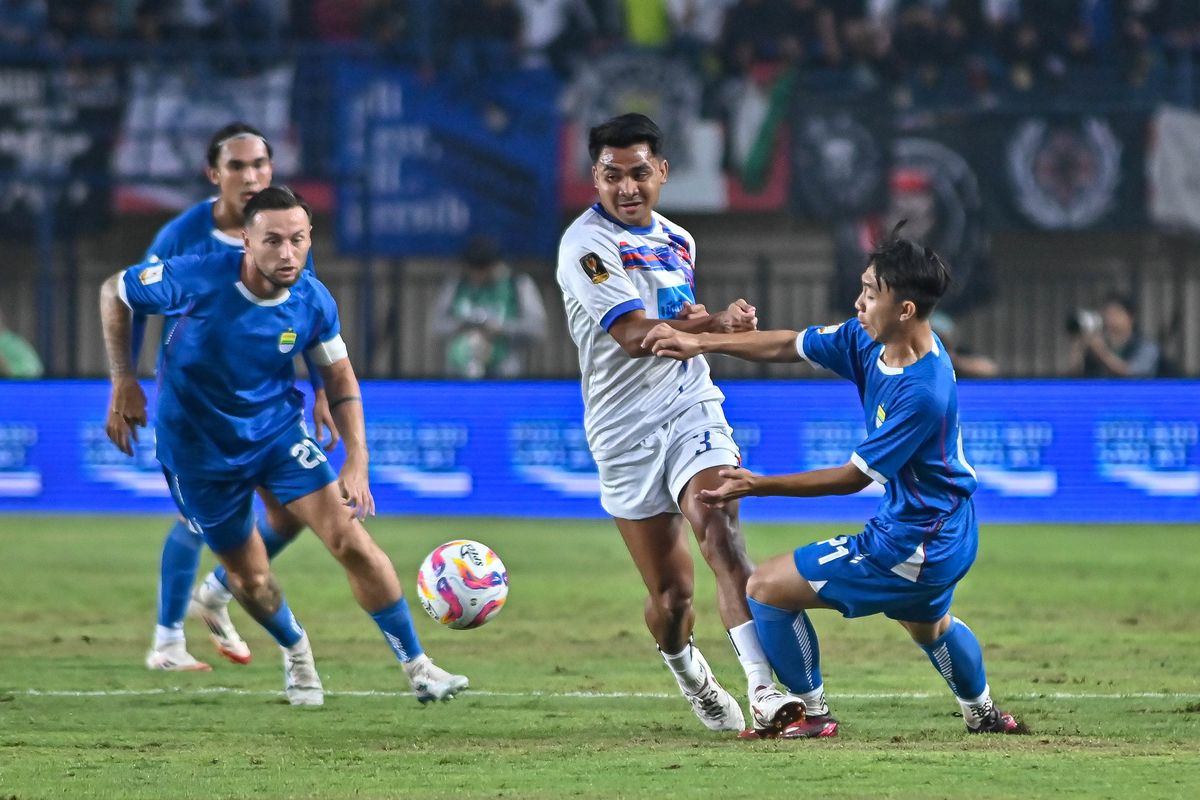 Piala Presiden 2025, Persib Bandung vs Dewa United, Persib vs Dewa United, link live streaming Persib Bandung vs Dewa United, Link Live Streaming Persib Vs Dewa United, Jadwal Piala Presiden 2025, link live streaming Piala Presiden 2025, Link Live Streaming Persib Bandung Vs Dewa United, Kickoff 19.30 WIB