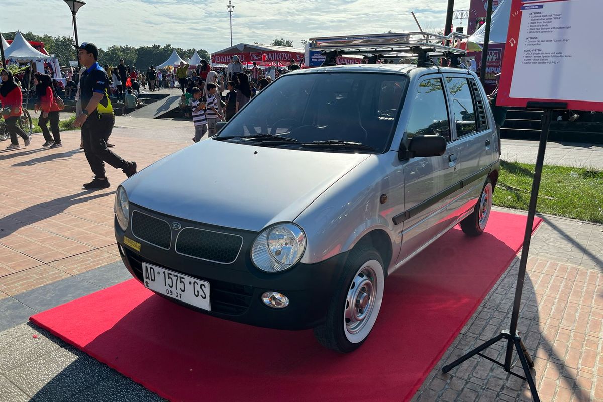 mobil bekas, ceria, daihatsu ceria, Daihatsu Kumpul Sahabat, Daihatsu Kumpul Sahabat Cirebon, Moch Chepi dan Pengalaman Menarik Bersama Daihatsu Ceria, Moch Chepi Jatuh Hati pada Daihatsu Ceria, Konsumsi BBM yang Irit, Perawatan yang Tidak Rumit, Tantangan Ketersediaan Suku Cadang, Performa yang Masih Andal, Mobil dengan Karakter Unik