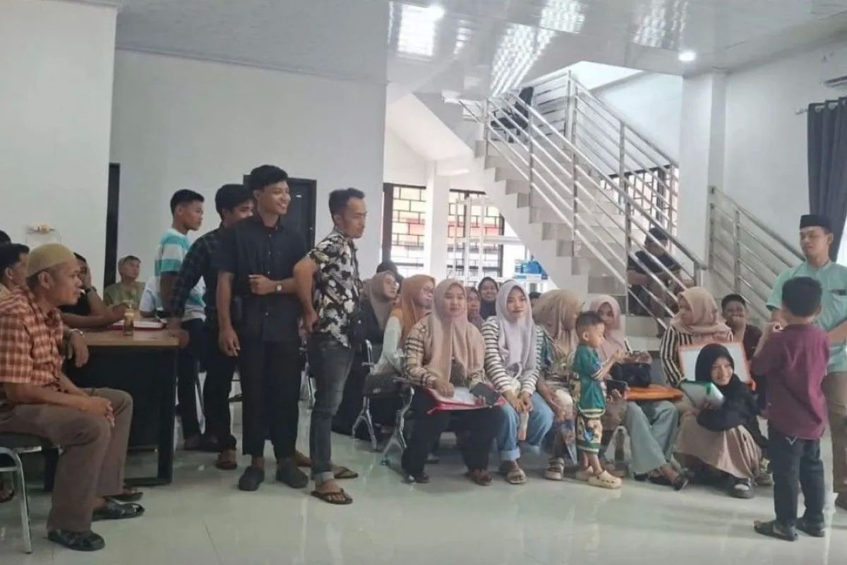 Gowa, Kementerian Haji dan Umrah Kabupaten Gowa, pendaftaran haji, Kisah Penjual Es Kelapa di Gowa yang  Daftarkan 24 Anggota Keluarga Sekaligus untuk Berangkat Haji