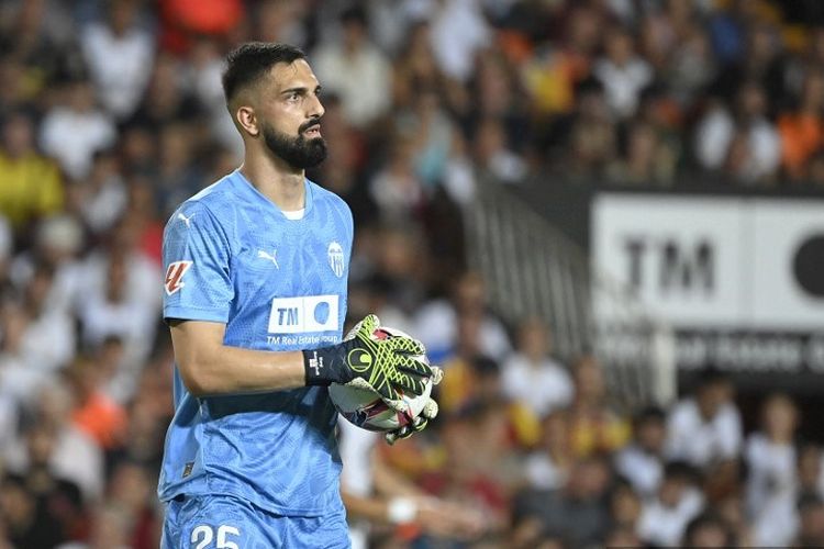 Galatasaray, Liverpool, Alisson Becker, Pelatih Liverpool, Arne Slot, Liga Champions, Galatasaray Vs Liverpool: Tanpa Kiper Utama, Arne Slot Beri Penjelasan