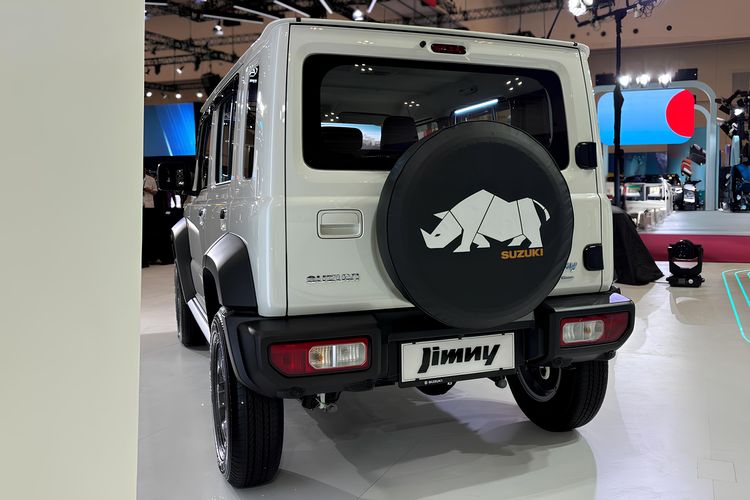 suzuki jimny, jimny 5 pintu, suzuki jimny harga, suzuki jimny 5 pintu harga, Update Harga Suzuki Jimny 5 Pintu: SUV Legendaris, Desain Lebih Panjang, Mesin &amp; Performa, Fitur Modern, Kesimpulan, Harga &amp; Varian: