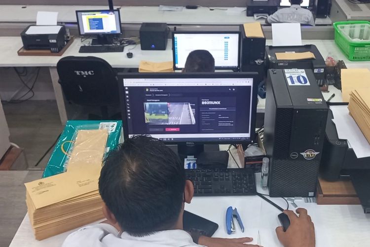 Korlantas, tilang elektronik, ETLE, Tilang Elektronik, kamera etle, kamera tilang, ETLE Diperkuat, Korlantas Targetkan 1.000 Kamera Baru pada 2026