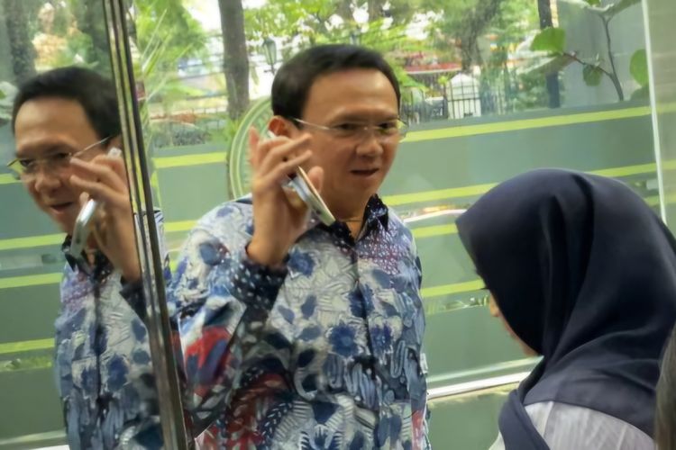 Riza Chalid, Kasus Riza Chalid, Penerbitan Red Notice, dan Lokasi Persembunyiannya